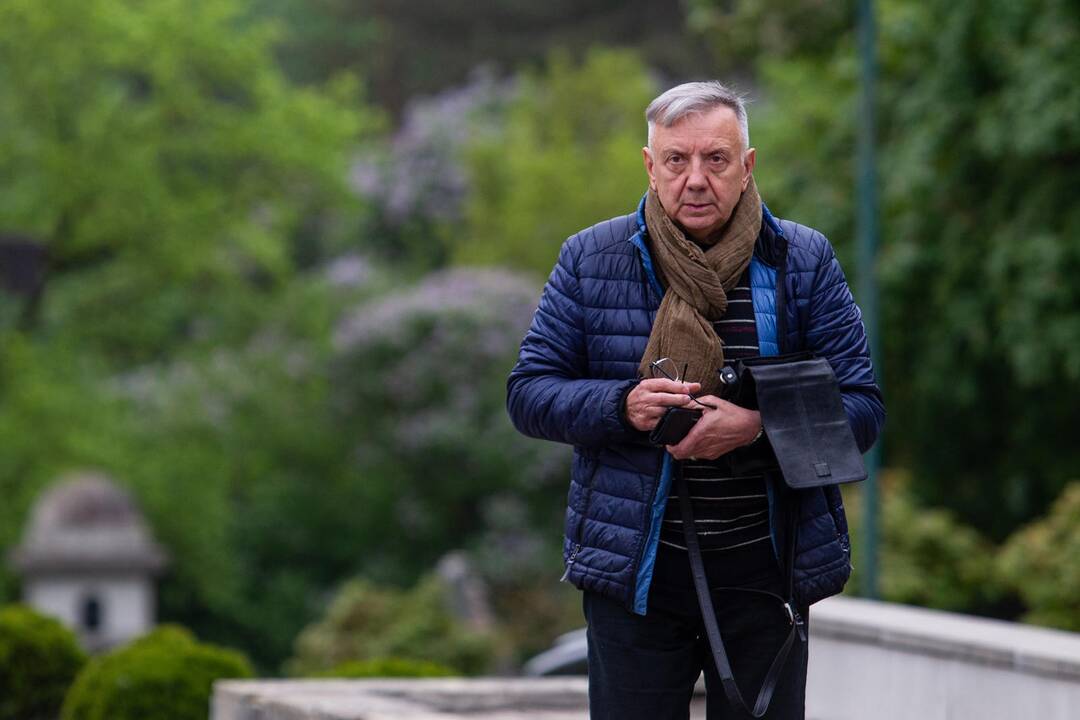 V. Šerėnas išlydėtas amžinojo poilsio