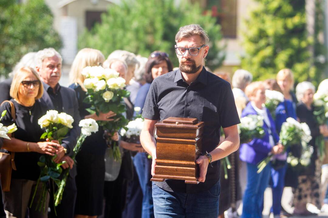 Aktoriaus R. Karvelio laidotuvės
