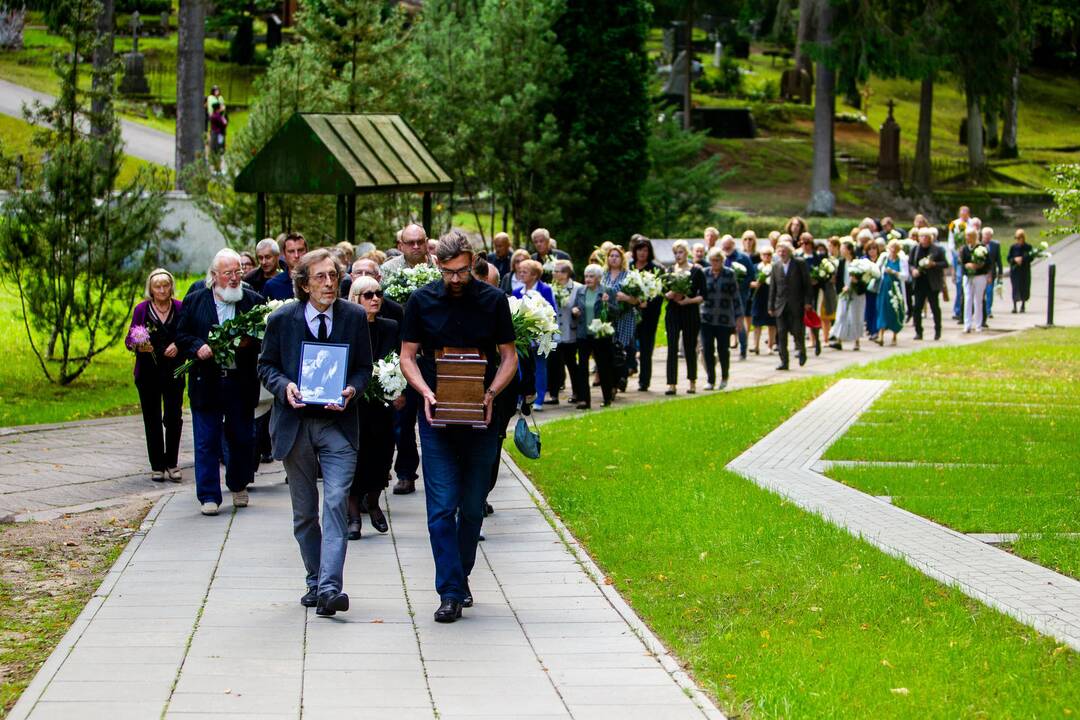 Aktoriaus R. Karvelio laidotuvės