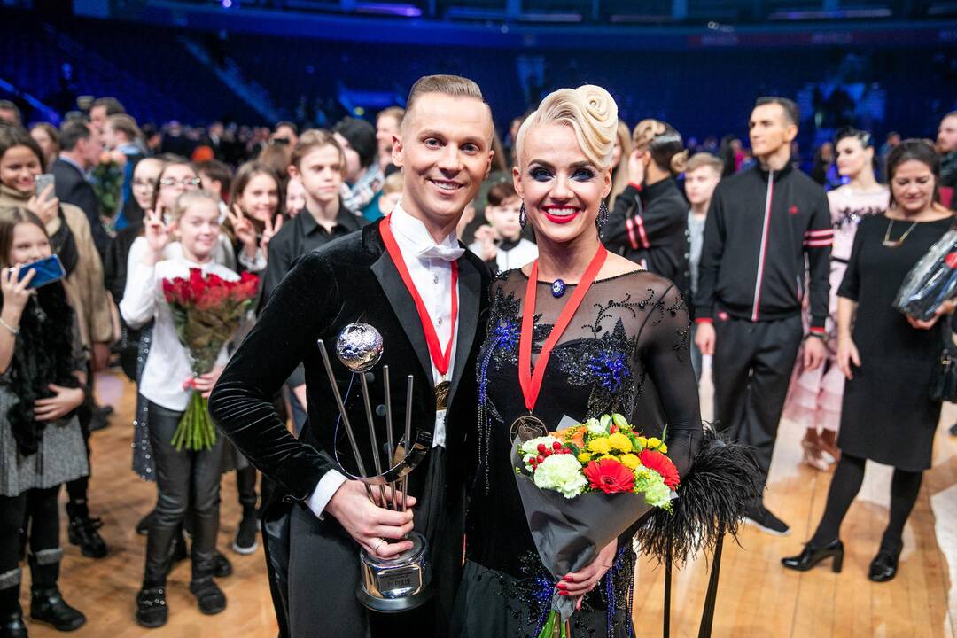 Pasaulio standartinių sportinių šokių čempionatas