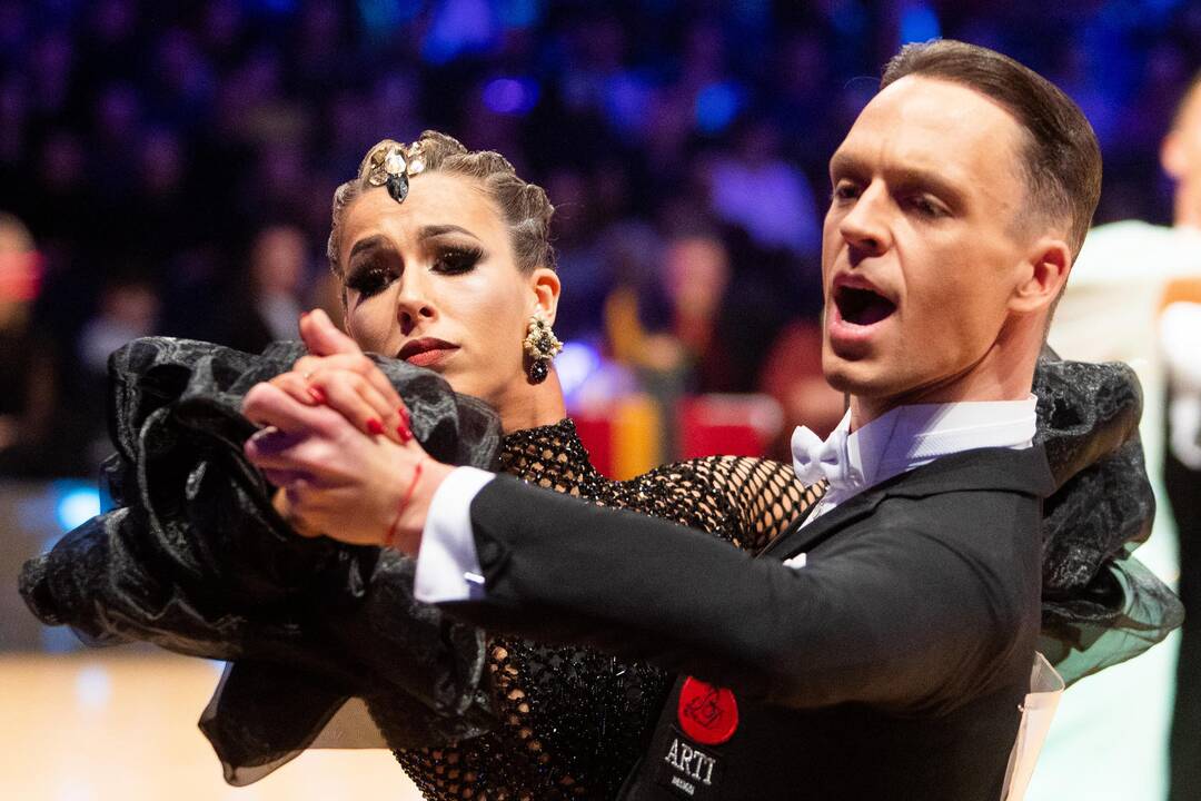 Pasaulio standartinių sportinių šokių čempionatas