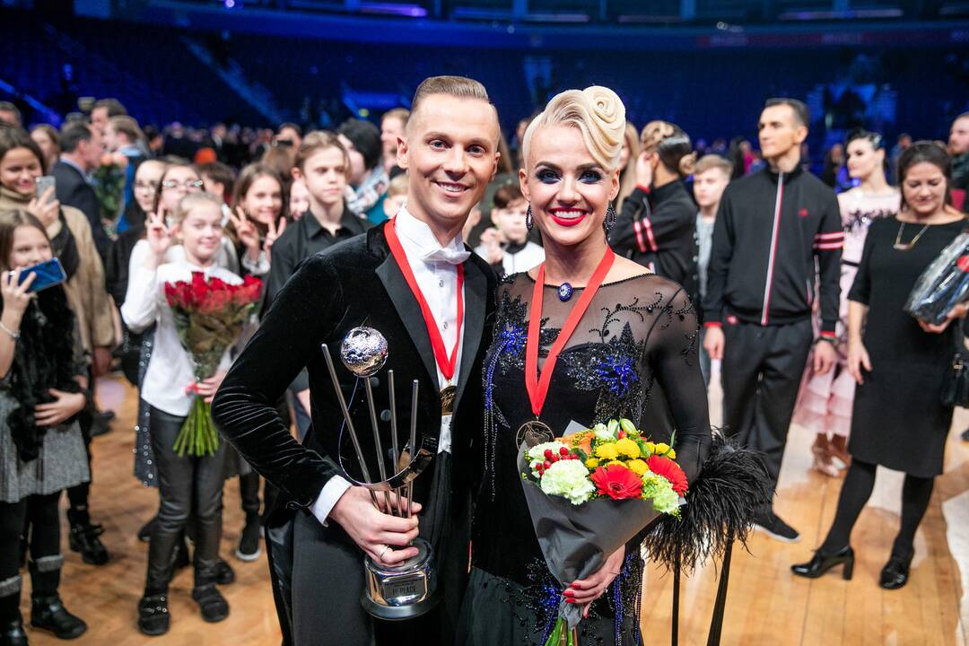 Pasaulio standartinių sportinių šokių čempionatas