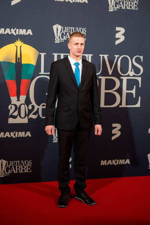 Nacionaliniai apdovanojimai „Lietuvos garbė“