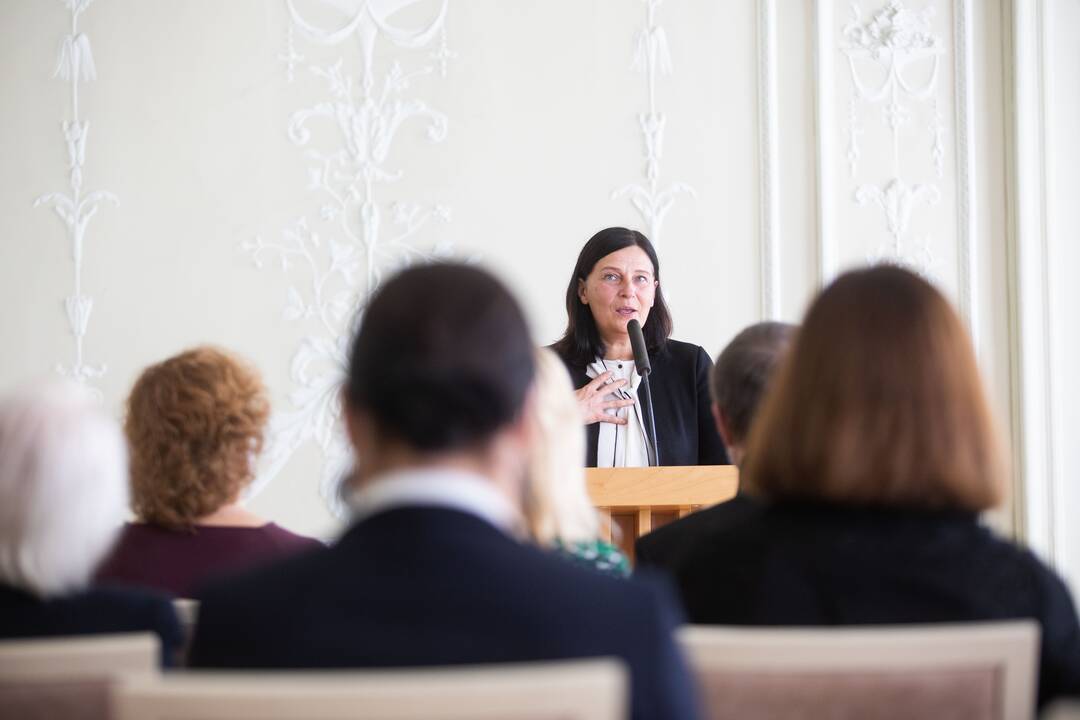 Įteikti garbės ženklai „Nešk savo šviesą ir tikėk“
