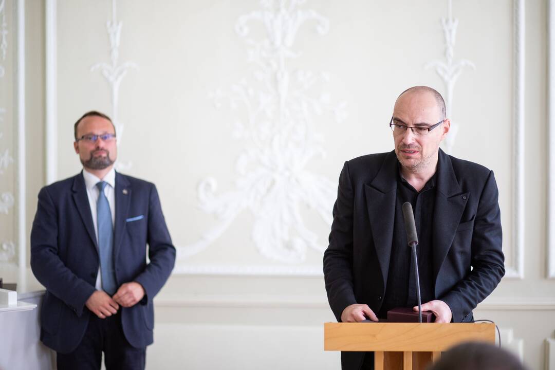 Įteikti garbės ženklai „Nešk savo šviesą ir tikėk“