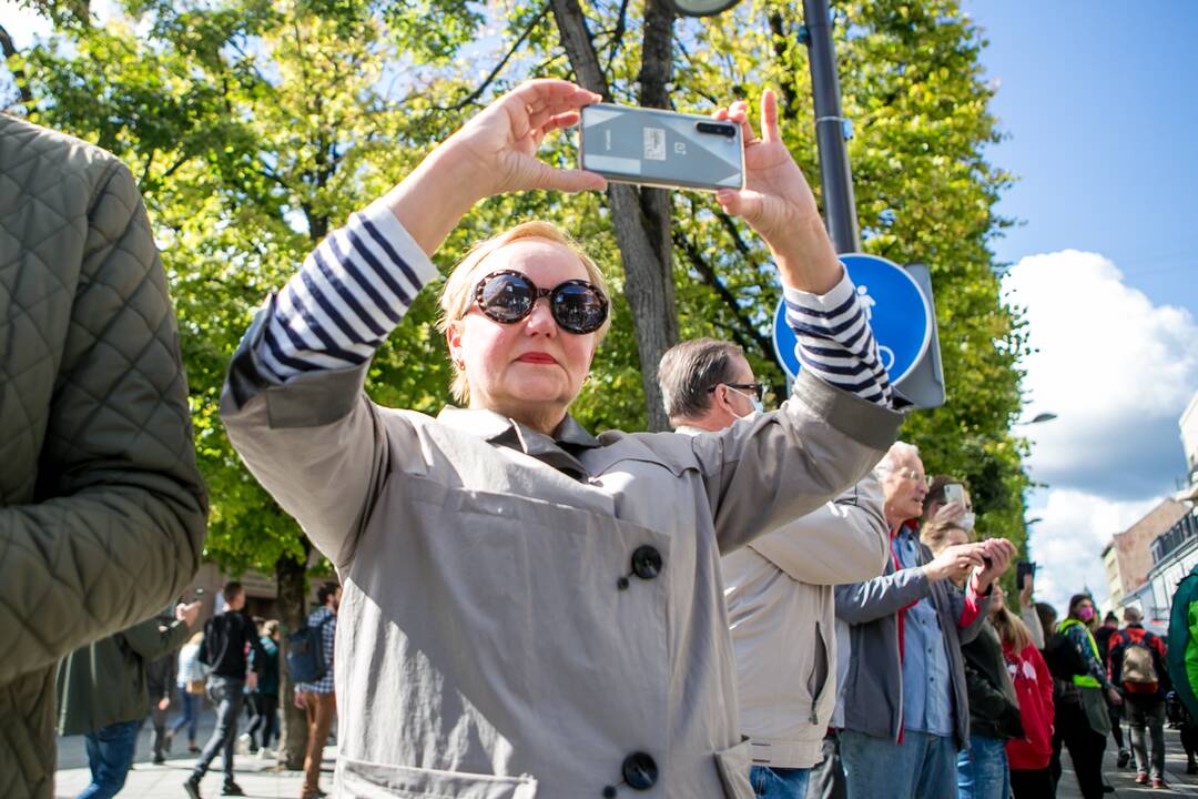Neramumai per LGBT paradą