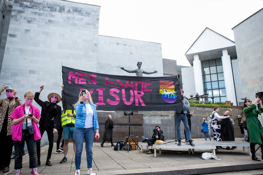 Tūkstantinė „Kaunas Pride“ eisena
