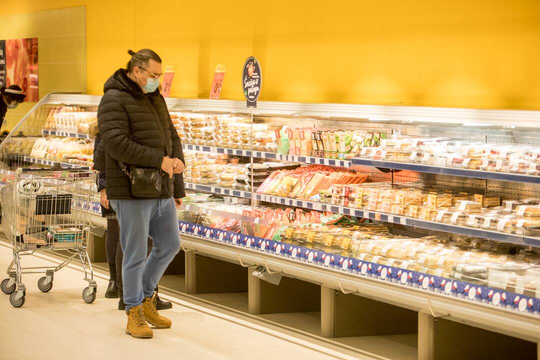 Pirkėjai plūsta į atnaujintą Aleksoto „Maximą“