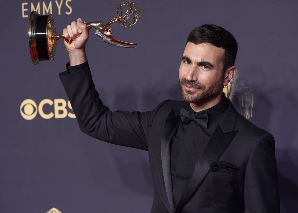 „Emmy“ ceremonijoje – „Netflix“ „Karūnos“ ir „Karalienės gambito“ triumfas