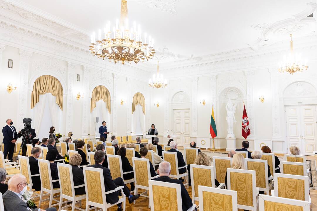 Įteiktos Nacionalinės kultūros ir meno bei nacionalinė J. Basanavičiaus premijos