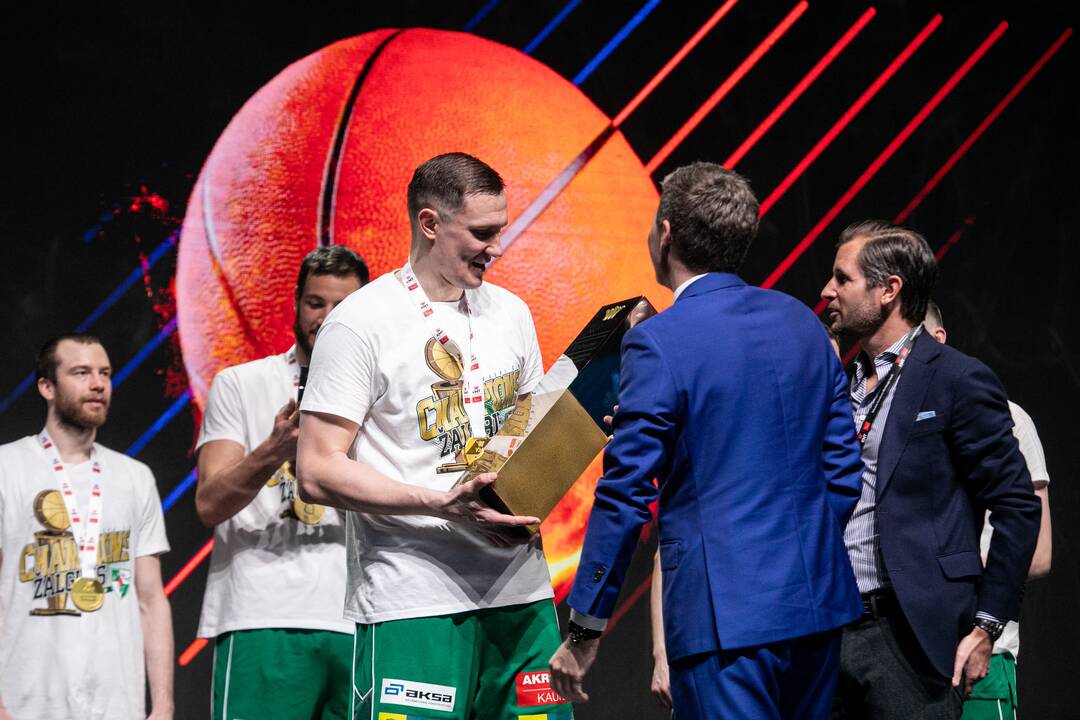 „Lietkabelį“ daužęs „Žalgiris“ – KMT čempionas