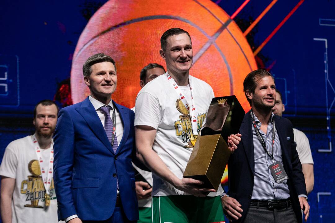 „Lietkabelį“ daužęs „Žalgiris“ – KMT čempionas