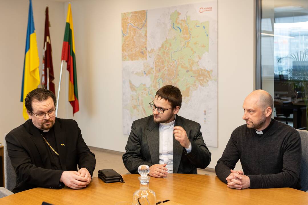 Vilniaus meras susitiko su atleistais ortodoksų kunigais