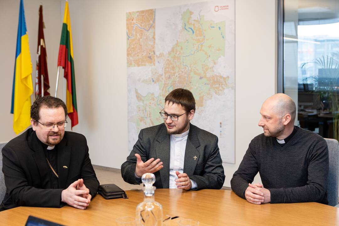 Vilniaus meras susitiko su atleistais ortodoksų kunigais