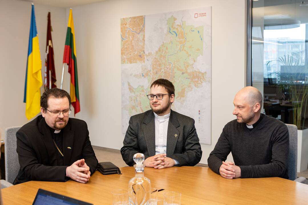 Vilniaus meras susitiko su atleistais ortodoksų kunigais