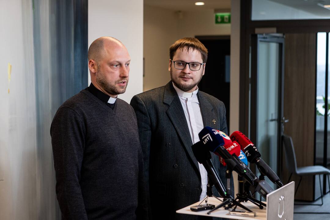 Vilniaus meras susitiko su atleistais ortodoksų kunigais