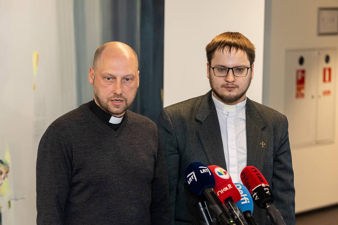 Vilniaus meras susitiko su atleistais ortodoksų kunigais