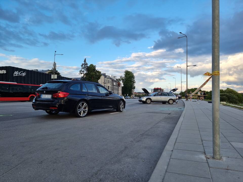 Karaliaus Mindaugo prospekte – siaubinga avarija