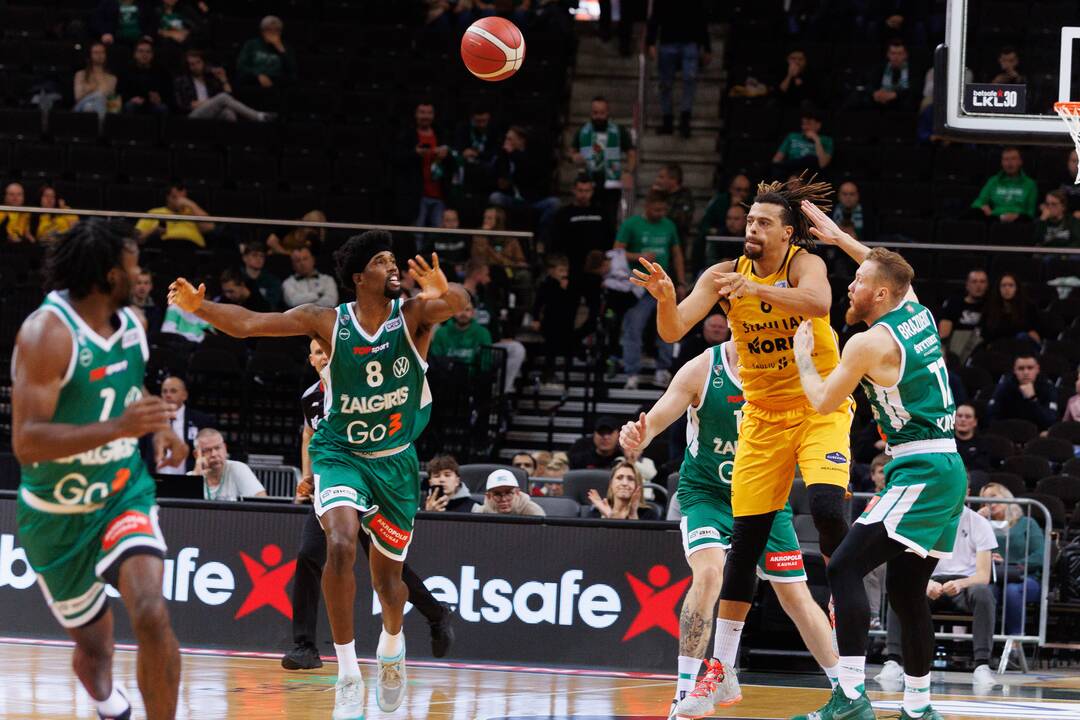 LKL: „Žalgiris“ sutriuškino „Šiaulius“