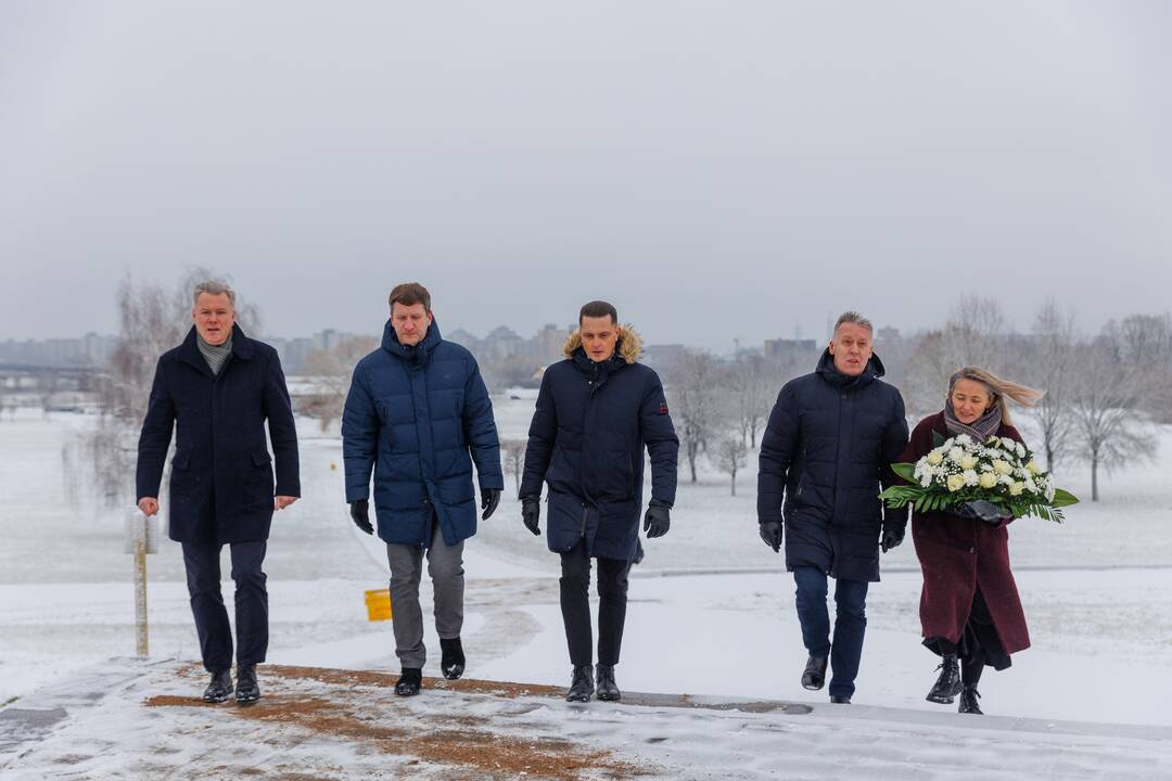 Holokausto aukų pagerbimas prie Kauno IX forto muziejaus