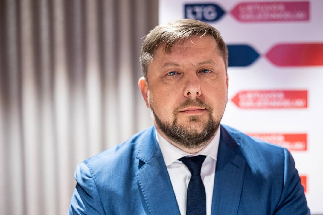 Susisiekimo ministerijos ir „Lietuvos geležinkelių“ spaudos konferencija
