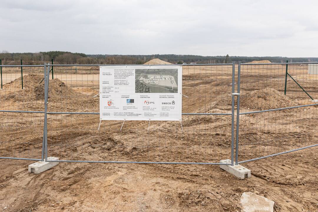 Krašto apsaugos ministerija pristatė Lietuvoje vystomus karinės infrastruktūros objektus