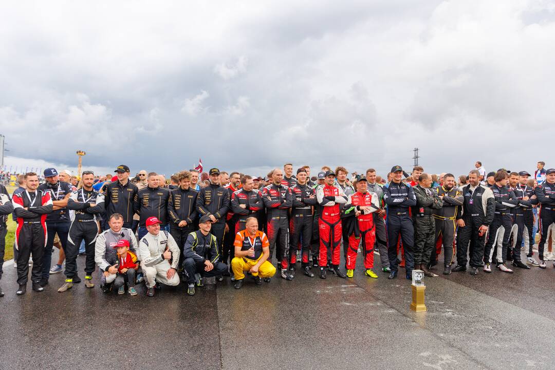 Akimirkos iki „Aurum 1006 km lenktynių“ starto