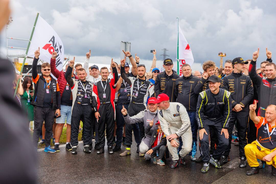 Akimirkos iki „Aurum 1006 km lenktynių“ starto