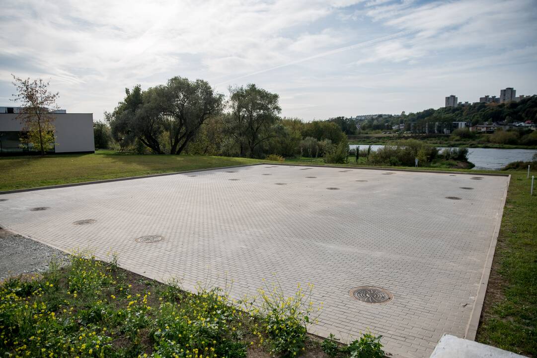 Pakloti nauji paviršinių nuotekų tinklai Aleksote, Akacijų gatvėje.