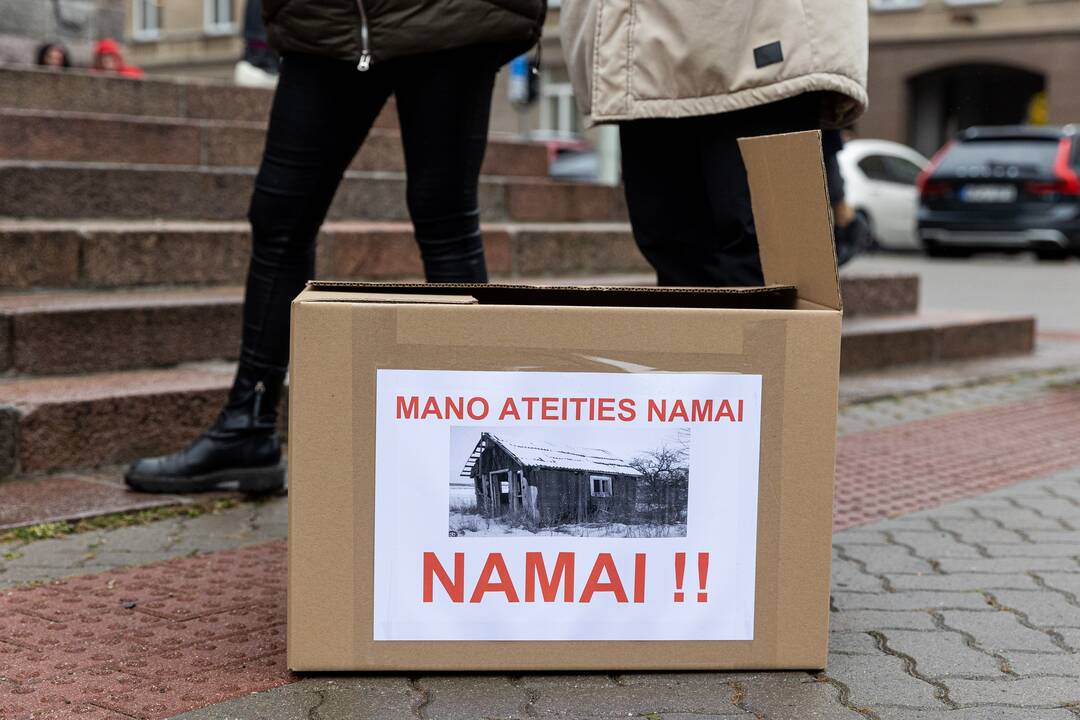 Prie Seimo – mitingas dėl NT mokesčio