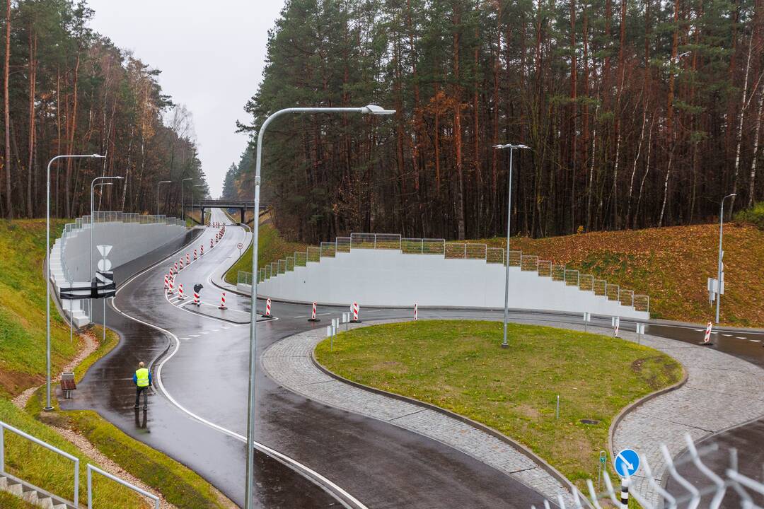 Tunelio kelių Lentvaris–Vievis sankirtoje atidarymas
