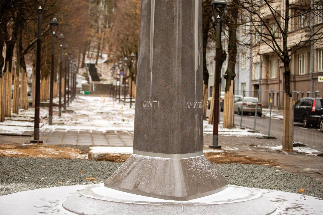 Policijos 100-mečiui skirtas obeliskas Kaune
