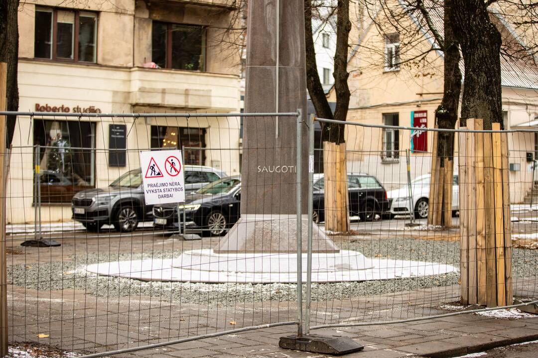 Policijos 100-mečiui skirtas obeliskas Kaune