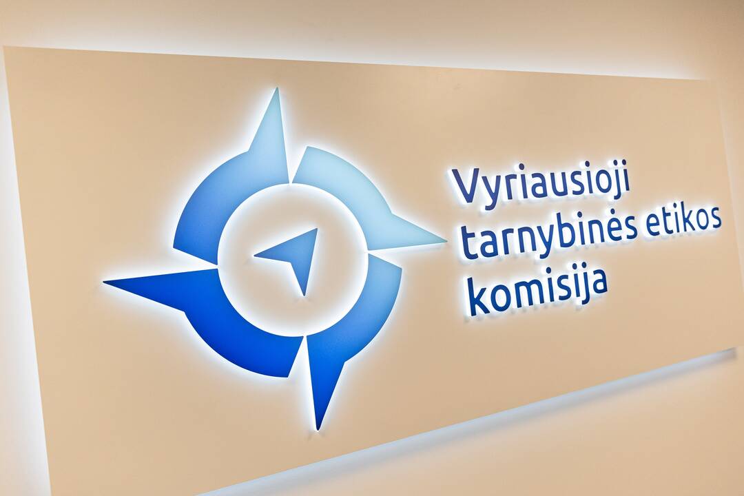 Eitvydas Bajarūnas (kairėje) ir Gitanas Nausėda