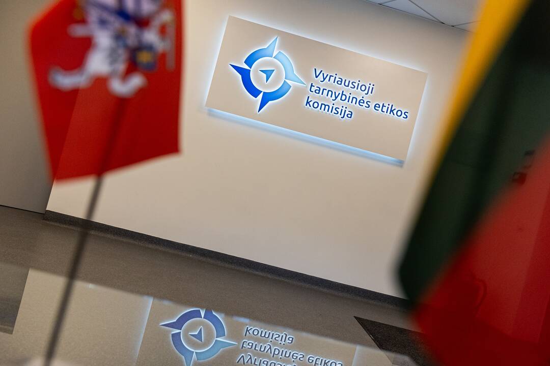 Eitvydas Bajarūnas (kairėje) ir Gitanas Nausėda
