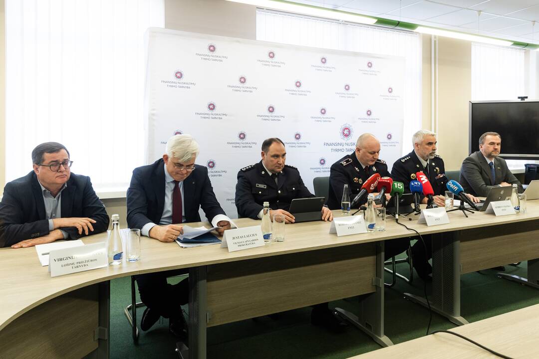 FNTT, Prokuratūros, Lietuvos banko atstovų konferencija apie Š. Stepukonį