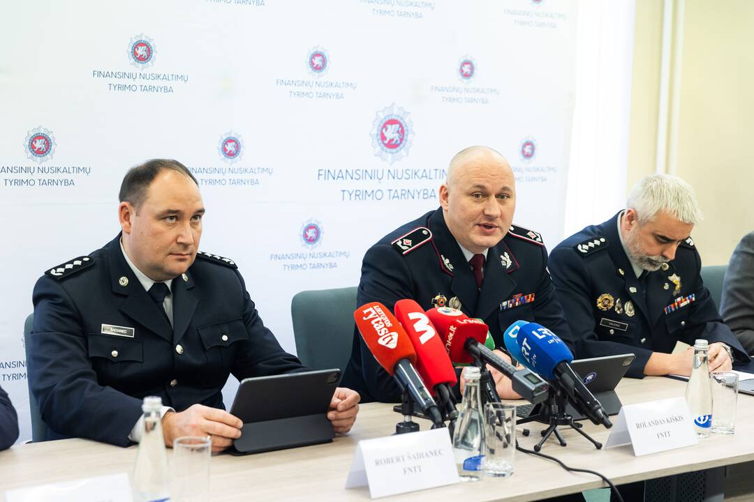 FNTT, Prokuratūros, Lietuvos banko atstovų konferencija apie Š. Stepukonį