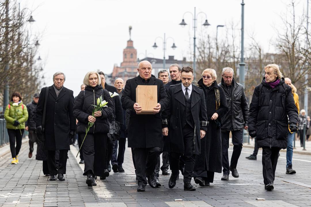 Atsisveikinimas su režisieriumi R. Tuminu