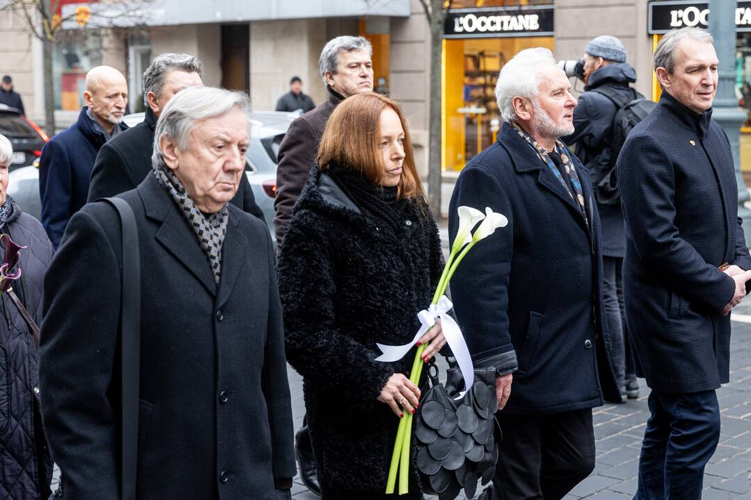 Atsisveikinimas su režisieriumi R. Tuminu