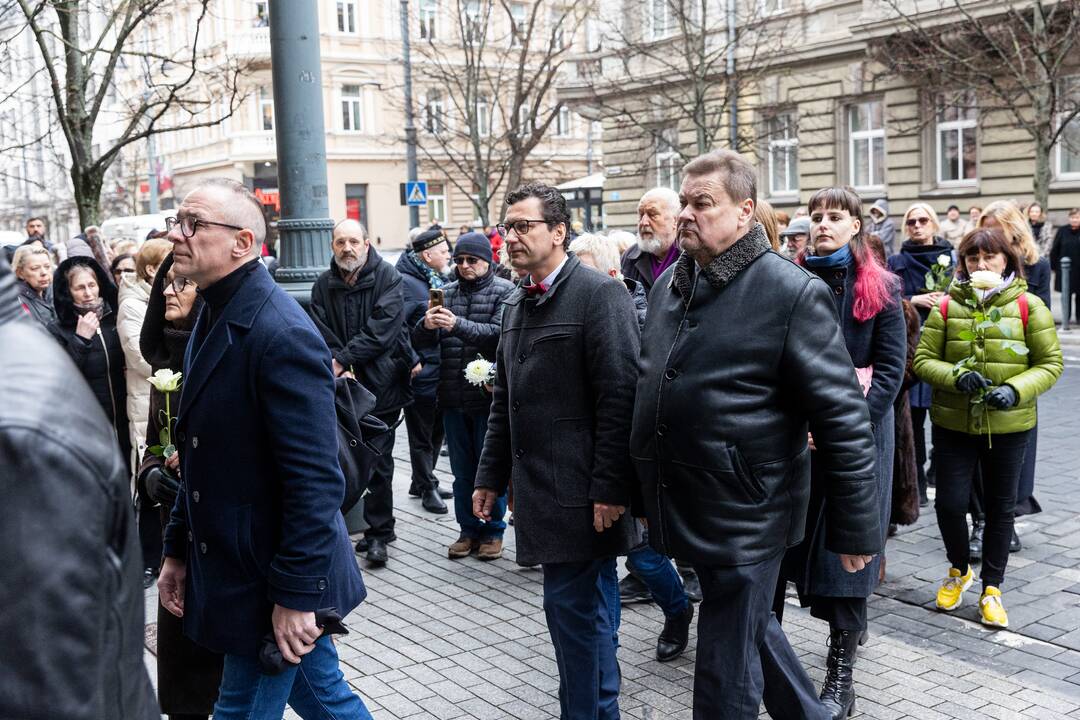 Atsisveikinimas su režisieriumi R. Tuminu