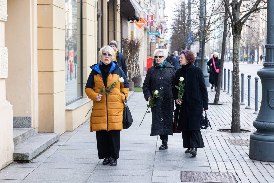 Atsisveikinimas su režisieriumi R. Tuminu
