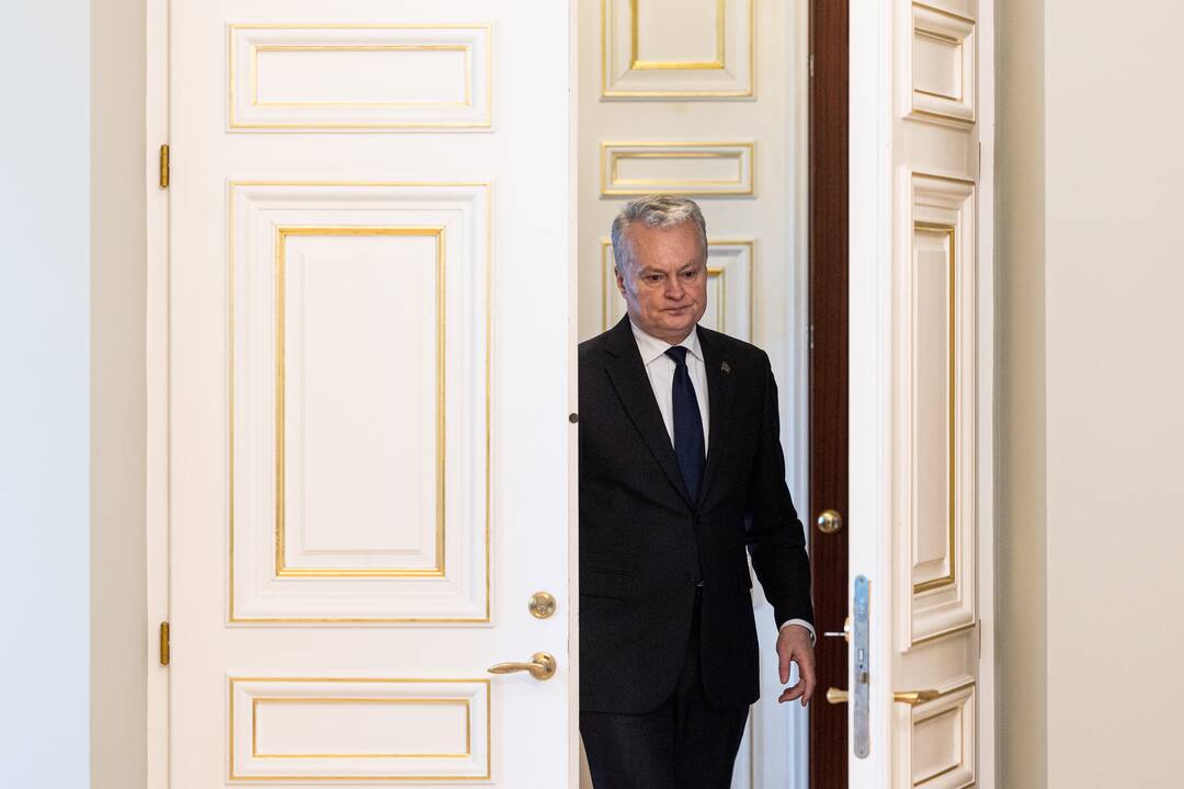 Prezidentas susitiko su L. Pernavu ir N. Grunskiene