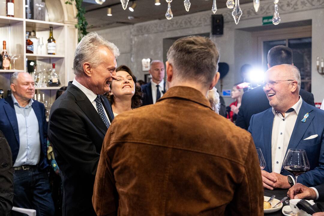 G. Nausėdos štabas laukia rinkimų rezultatų