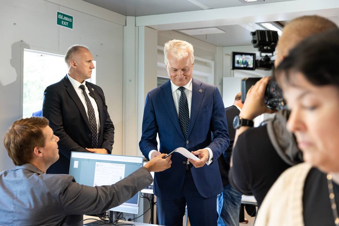 G. Nausėda iš anksto balsavo EP rinkimuose