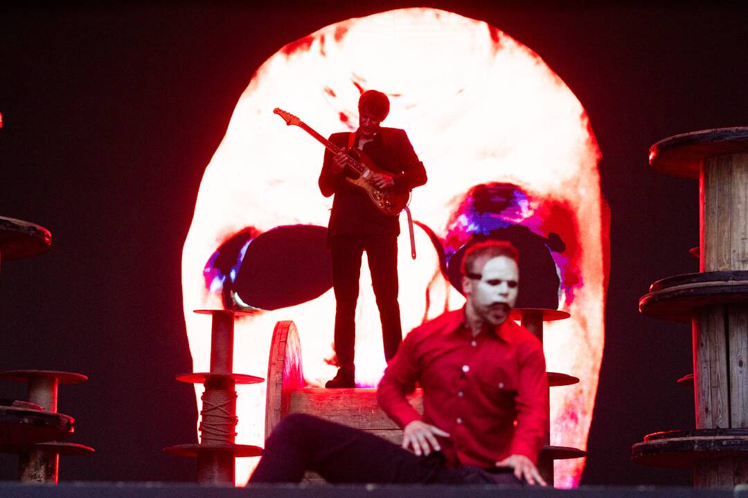 Žiūrovai rinkosi į OKT/Vilniaus miesto teatro spektaklį „Otelas“ festivalyje „Midsummer Vilnius’24“