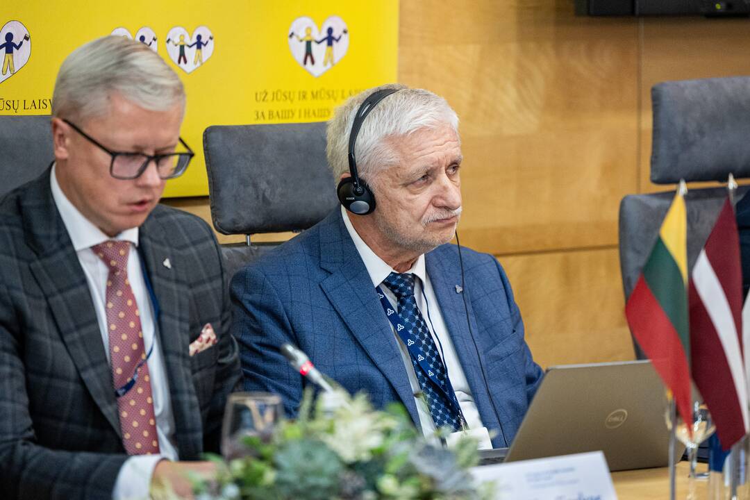 Baltijos Asamblėjos Prezidiumo ir Lietuvos, Latvijos ir Estijos užsienio reikalų ministrų spaudos konferencija