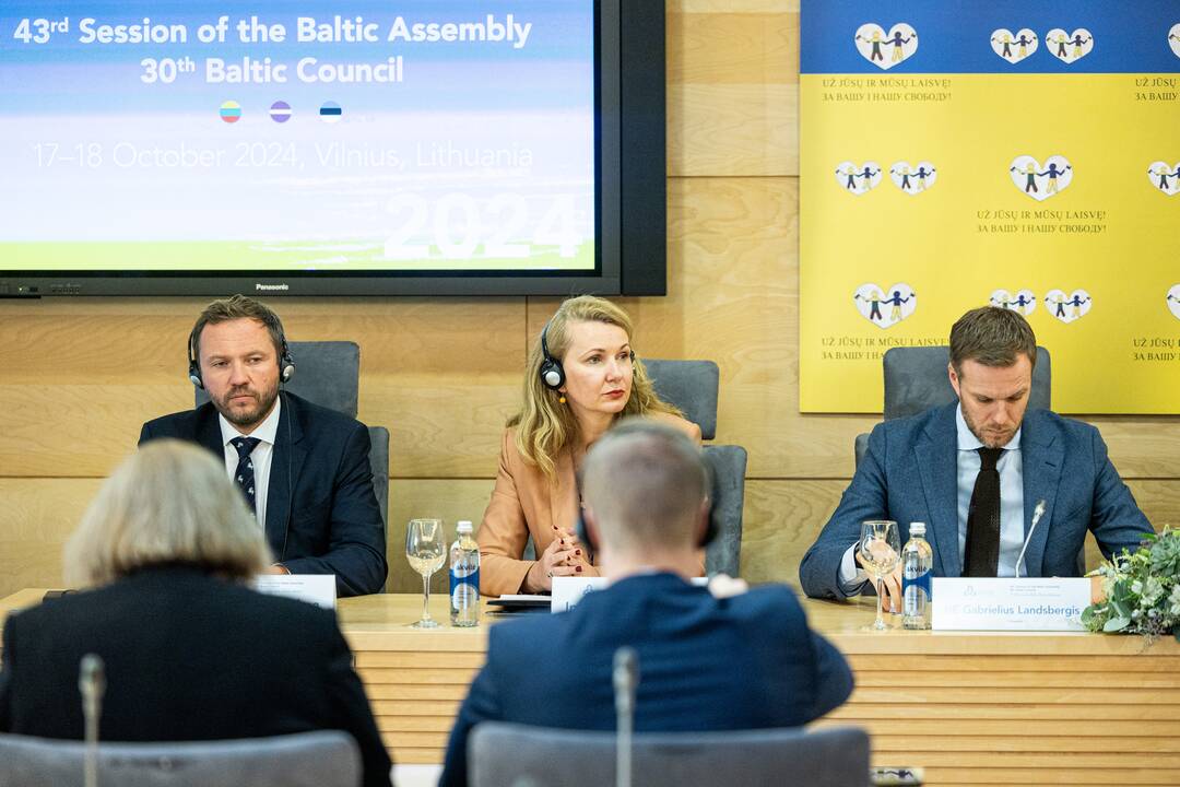 Baltijos Asamblėjos Prezidiumo ir Lietuvos, Latvijos ir Estijos užsienio reikalų ministrų spaudos konferencija