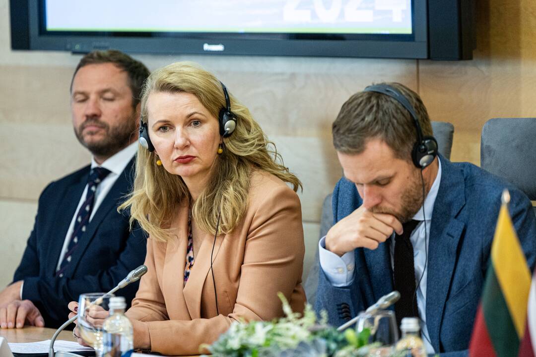 Baltijos Asamblėjos Prezidiumo ir Lietuvos, Latvijos ir Estijos užsienio reikalų ministrų spaudos konferencija