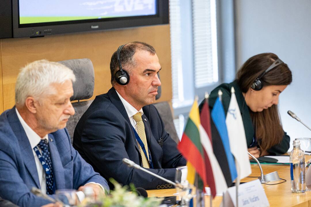 Baltijos Asamblėjos Prezidiumo ir Lietuvos, Latvijos ir Estijos užsienio reikalų ministrų spaudos konferencija