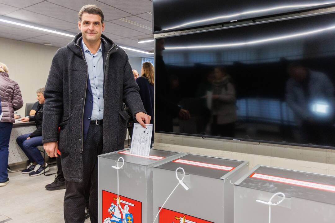 2024-ųjų Seimo rinkimai: antra išankstinio balsavimo diena antrajame ture